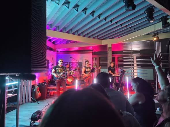 Leo's public Salt Shack photo from Lovesong night in Babylon